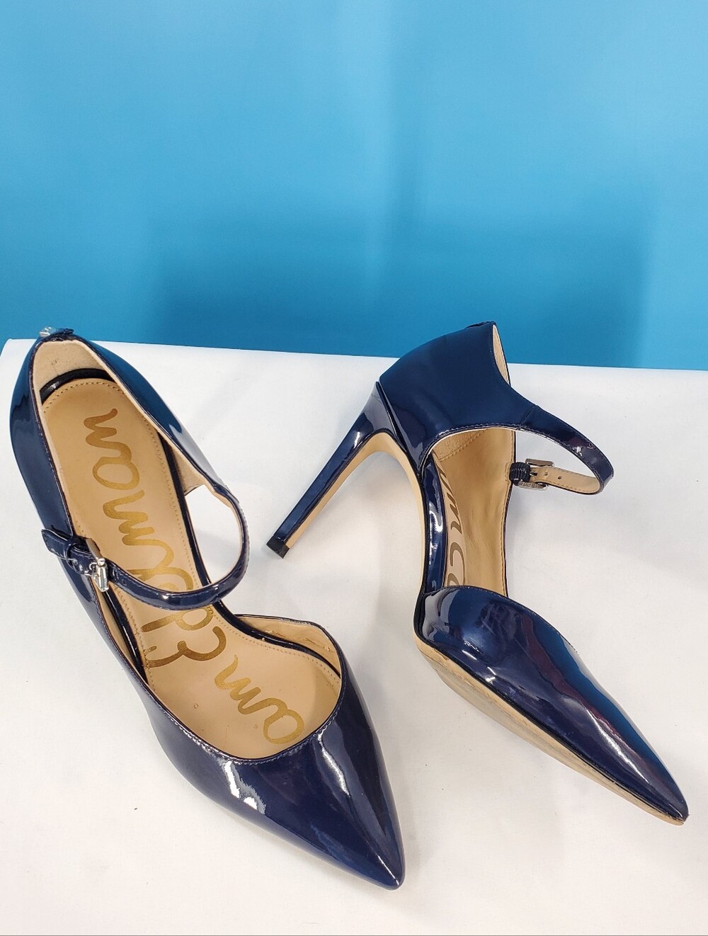 Sam Edelman navy pointed toe heels
